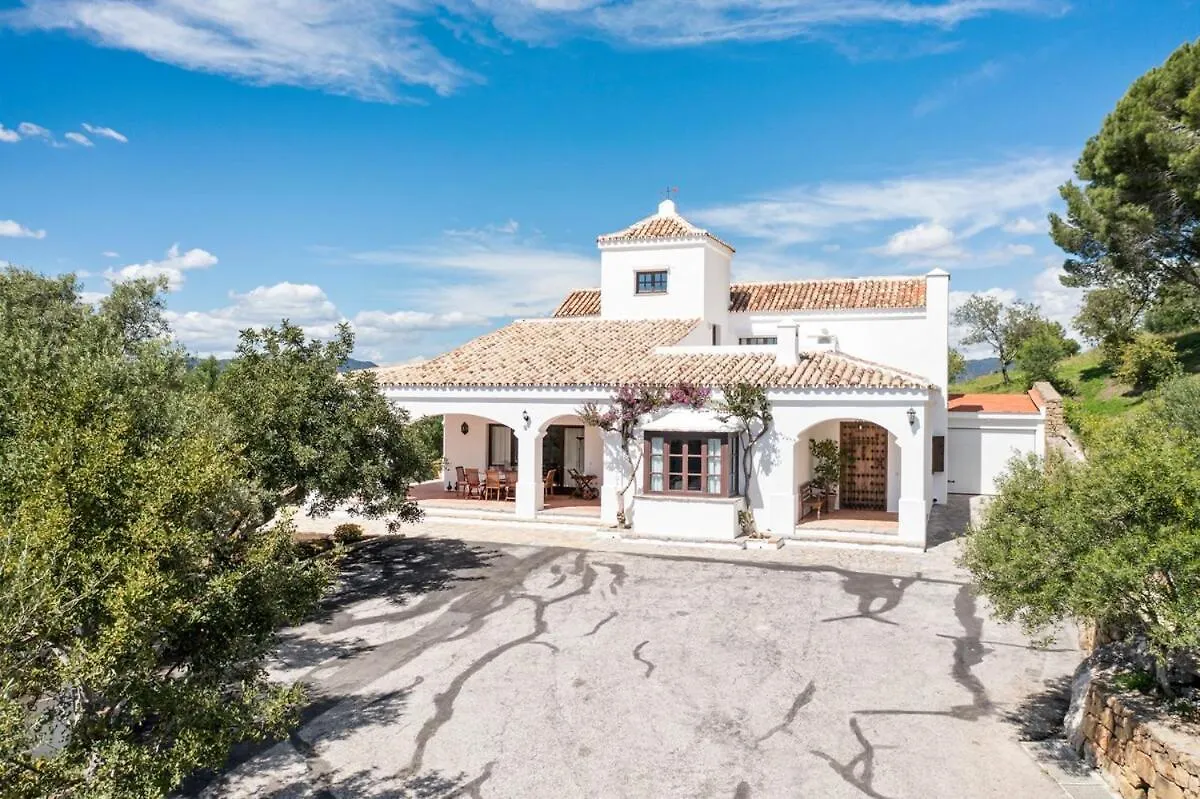 Villa Finca Juan Benitez Santa Cruz Casares Spain