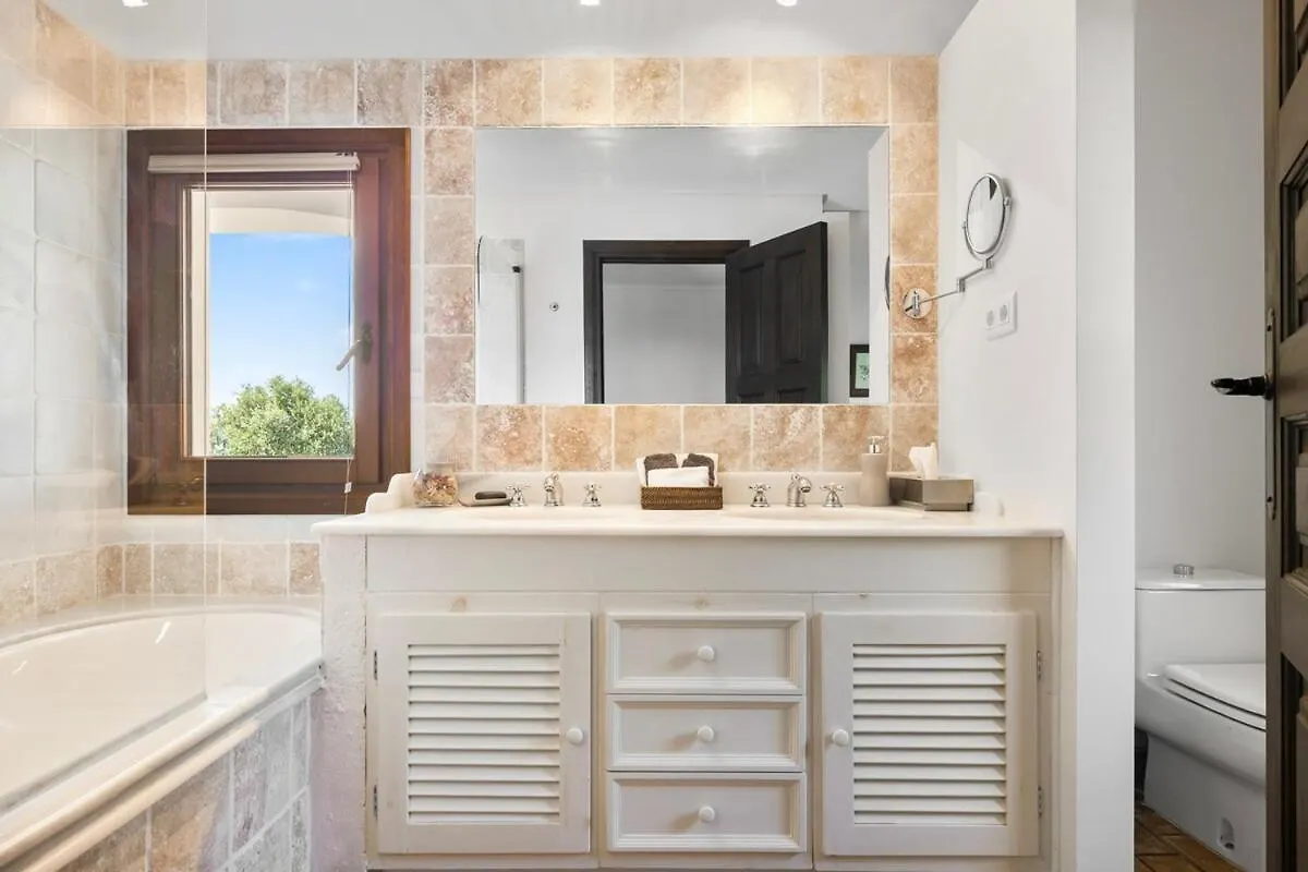 Finca Juan Benitez Santa Cruz Casares Villa